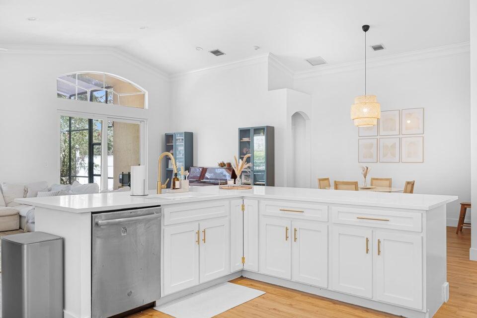 2887 N Bight, West Palm Beach FL 33411
