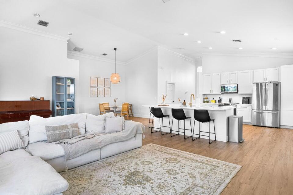 2887 N Bight, West Palm Beach FL 33411