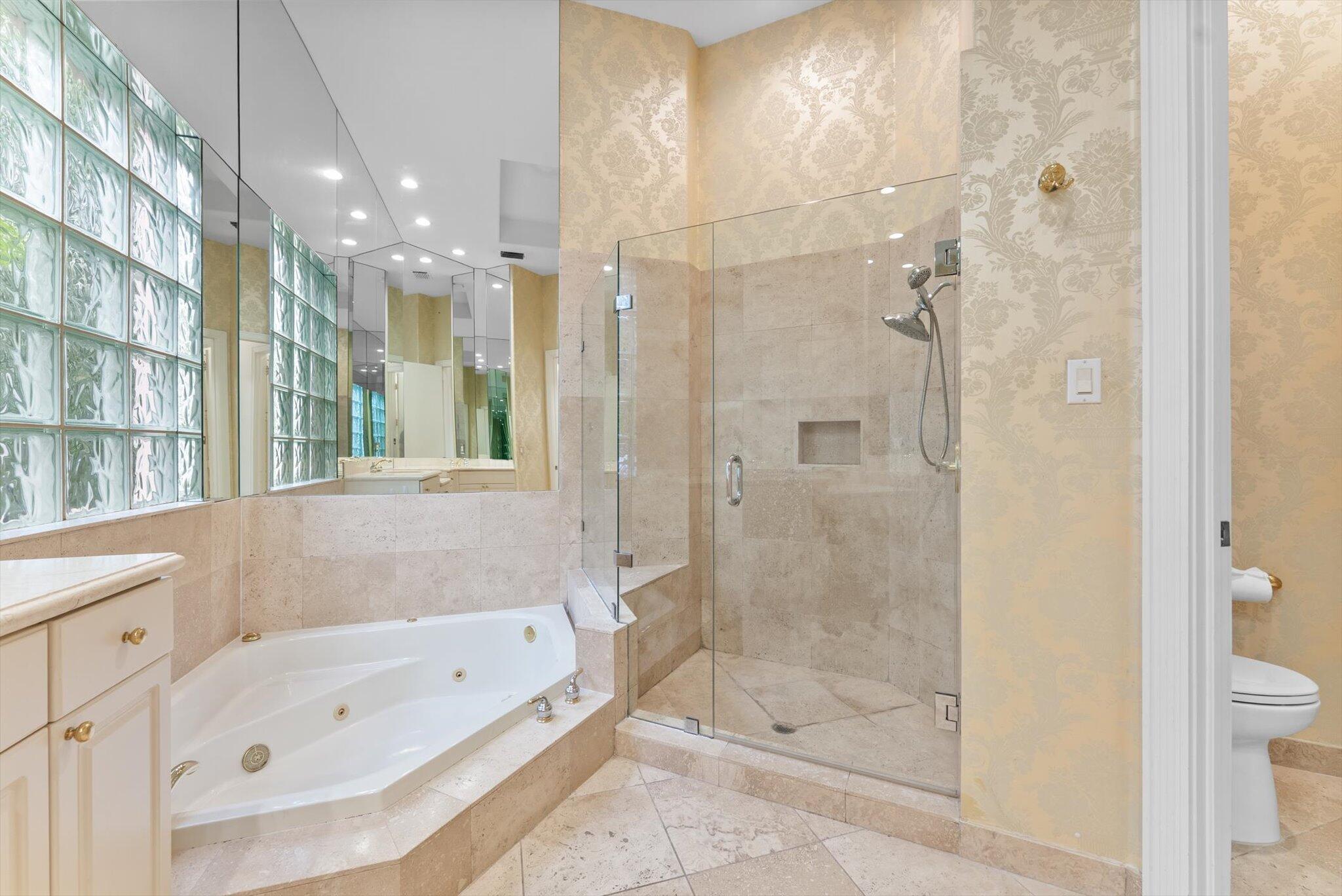 7081 Mallorca Crescent, Boca Raton FL 33433