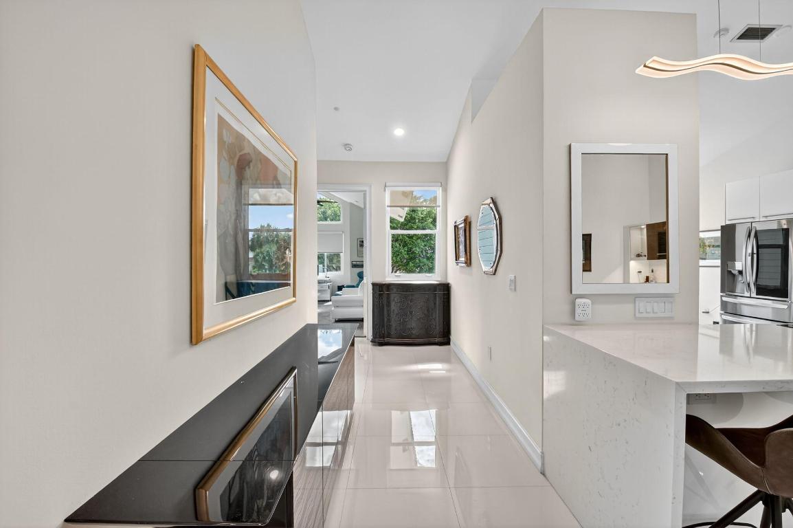 2421 NW 59th #303, Boca Raton FL 33496