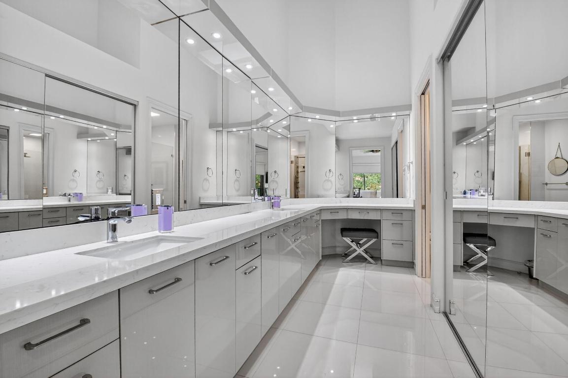 2421 NW 59th #303, Boca Raton FL 33496