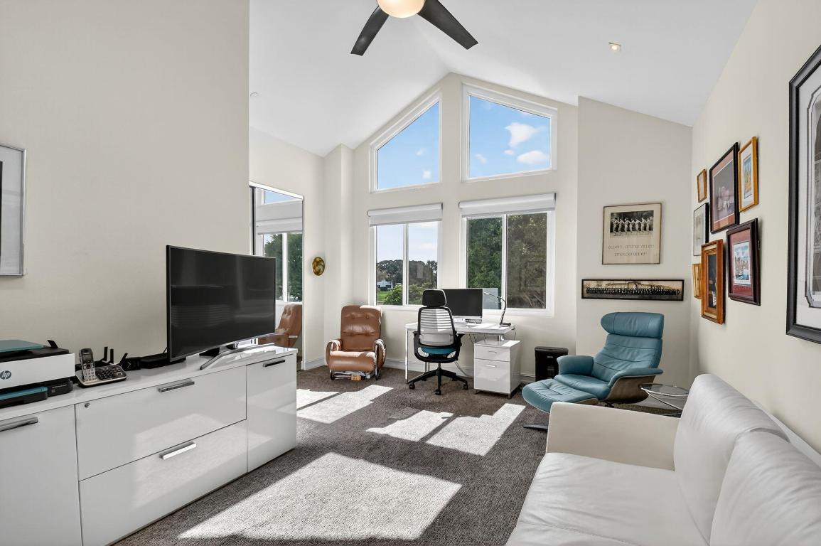 2421 NW 59th #303, Boca Raton FL 33496