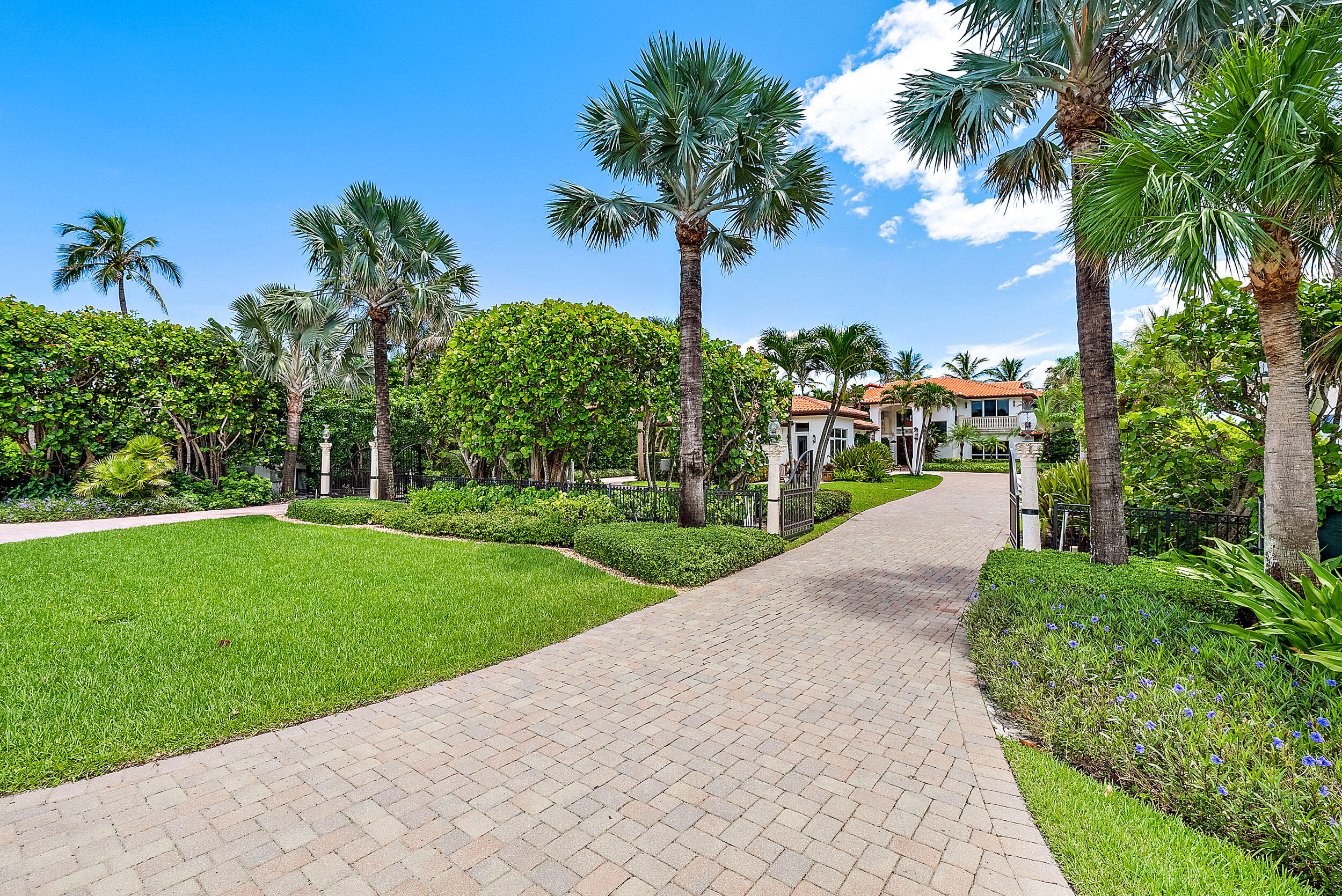 613 S Beach, Jupiter FL 33469