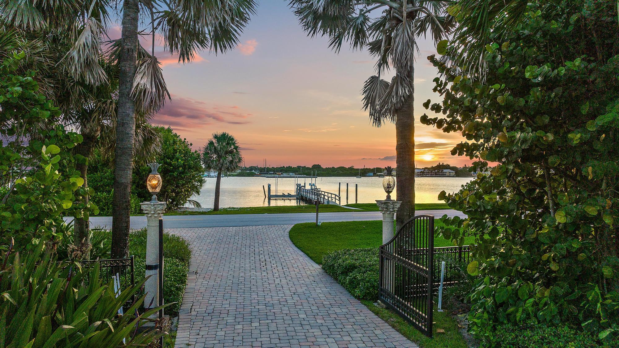 613 S Beach, Jupiter FL 33469