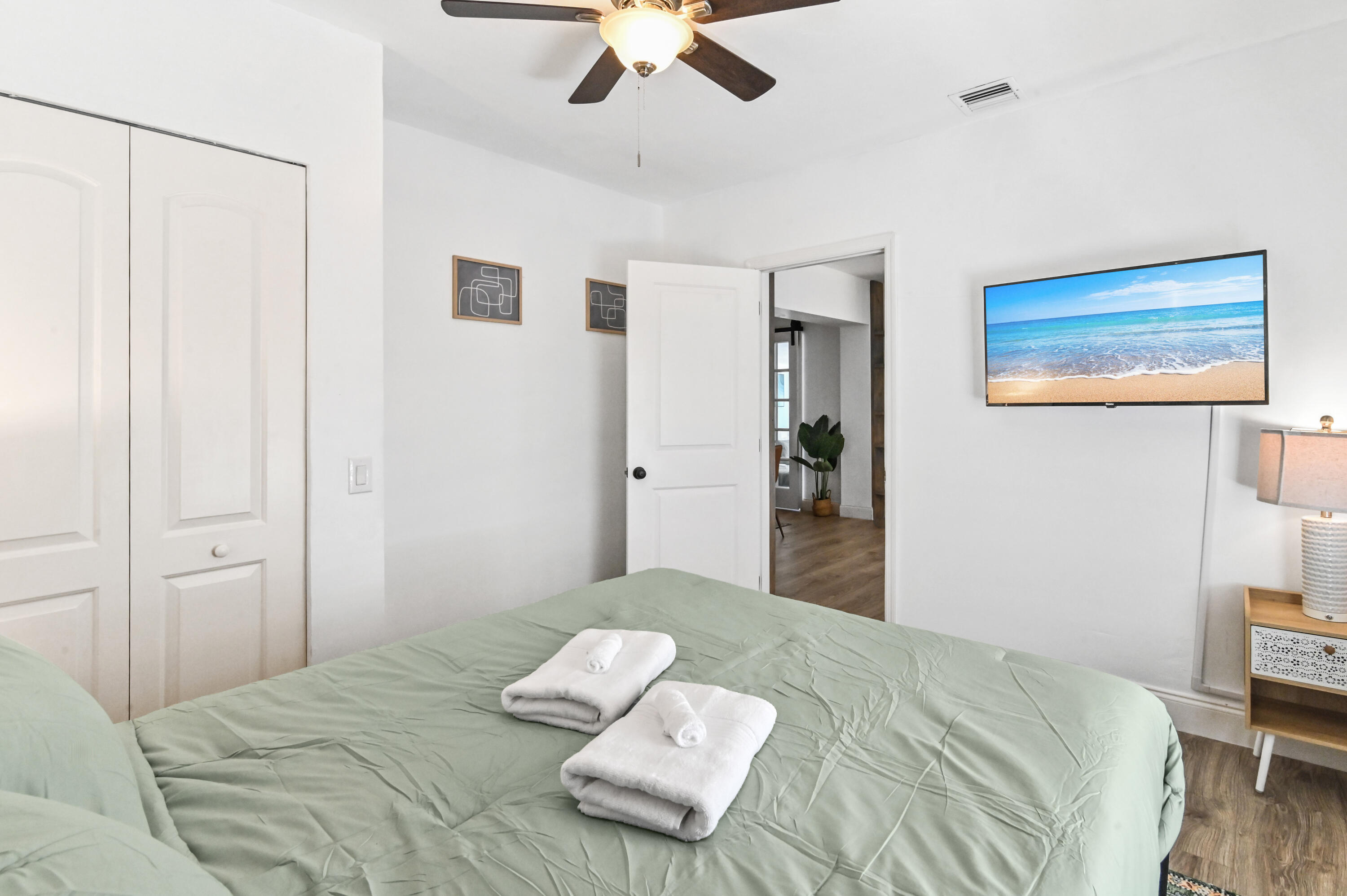 1032 W Jennings, Lantana FL 33462