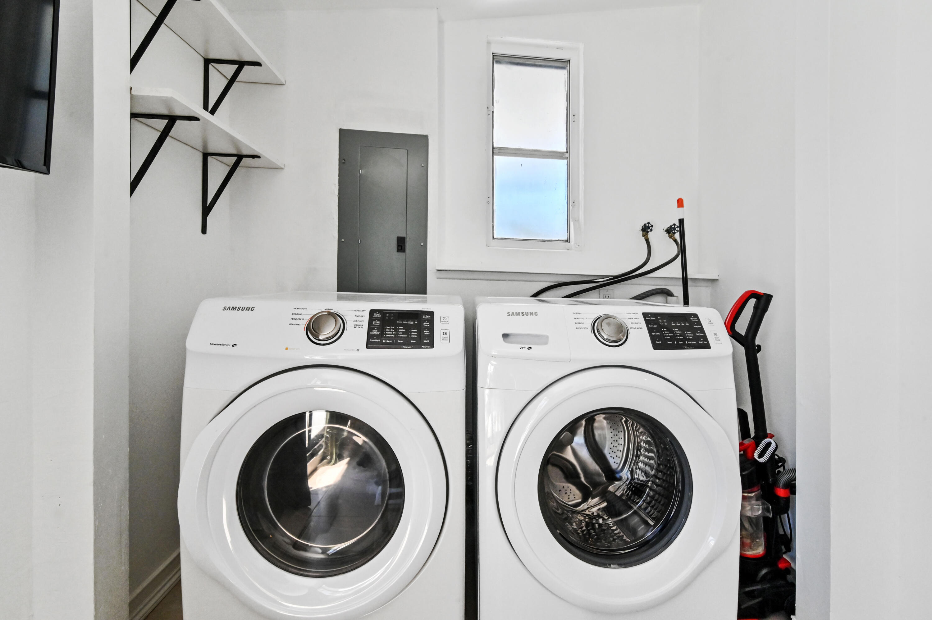 1032 W Jennings, Lantana FL 33462