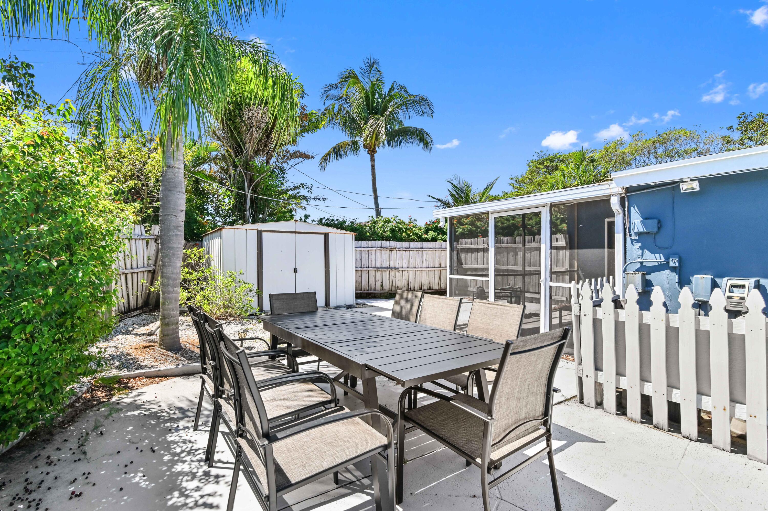 1032 W Jennings, Lantana FL 33462
