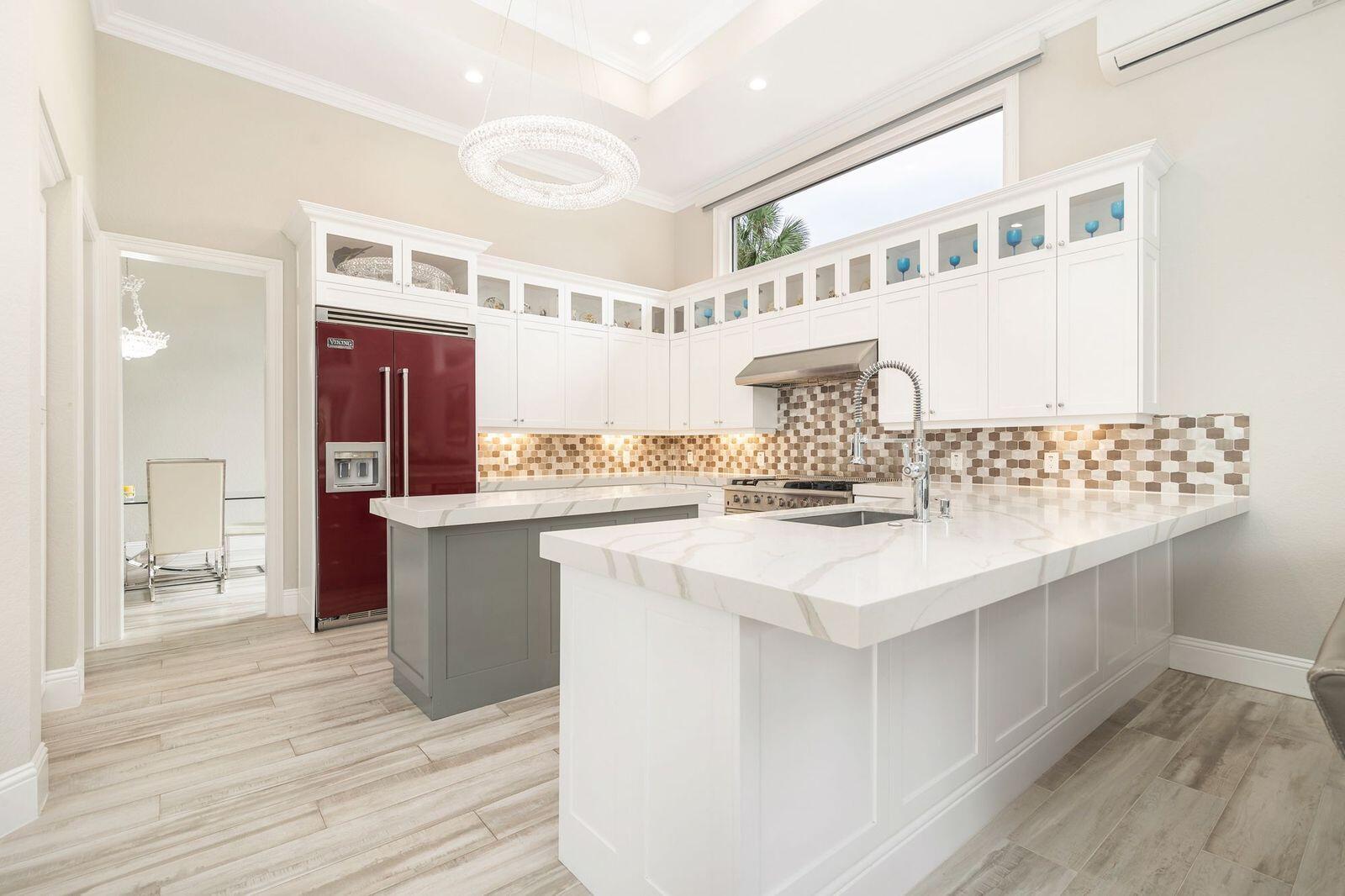 1543 Breakers West, West Palm Beach FL 33411