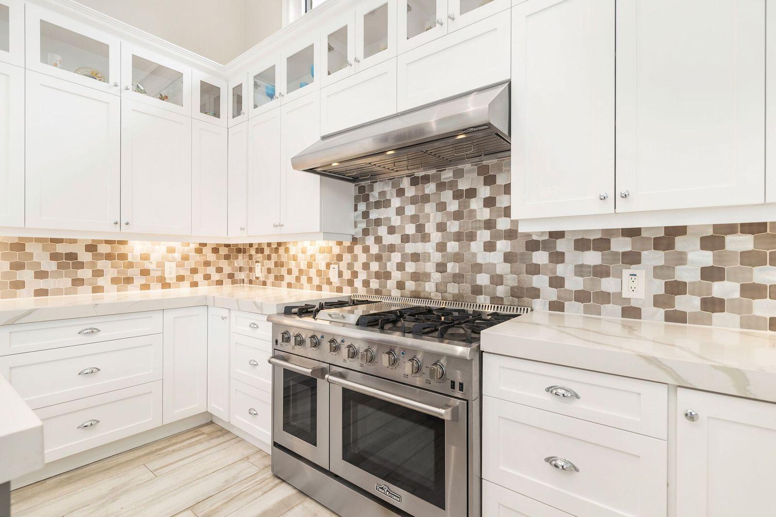 1543 Breakers West, West Palm Beach FL 33411