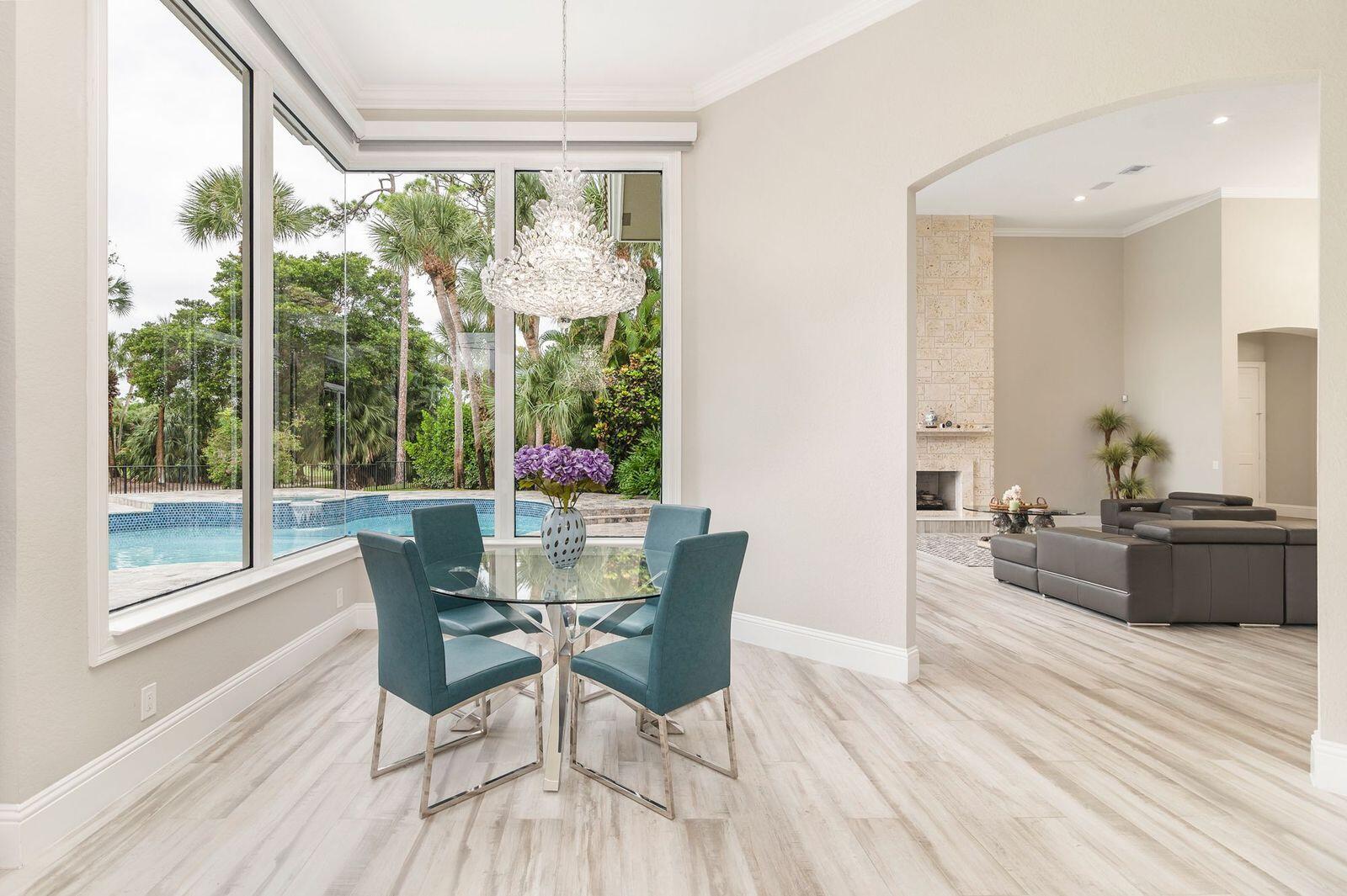 1543 Breakers West, West Palm Beach FL 33411