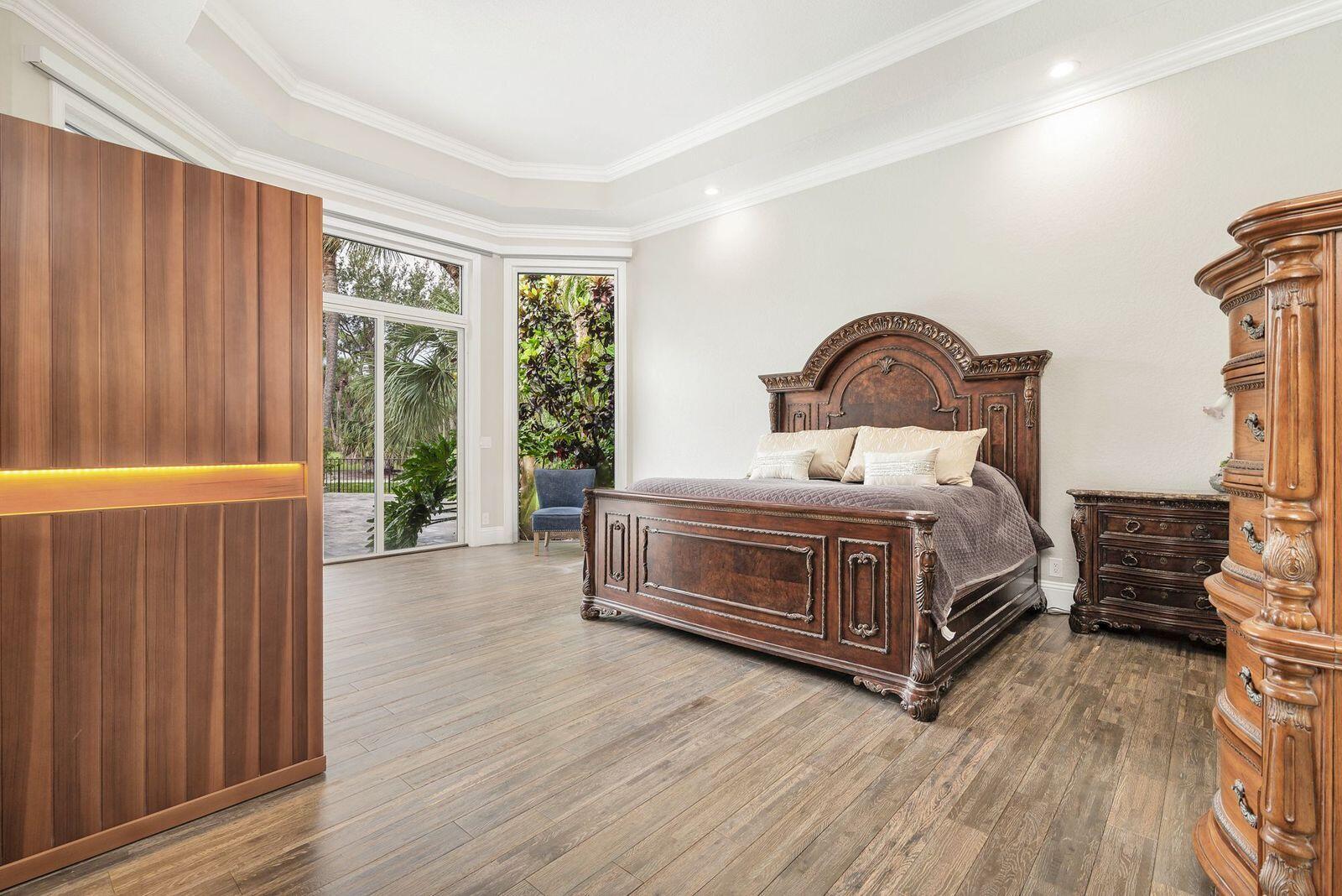 1543 Breakers West, West Palm Beach FL 33411