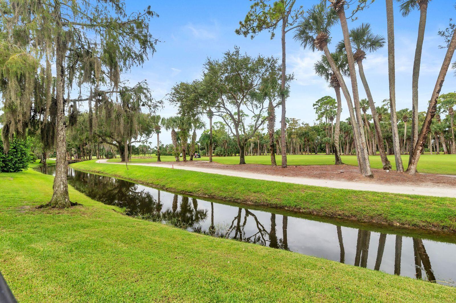 1543 Breakers West, West Palm Beach FL 33411