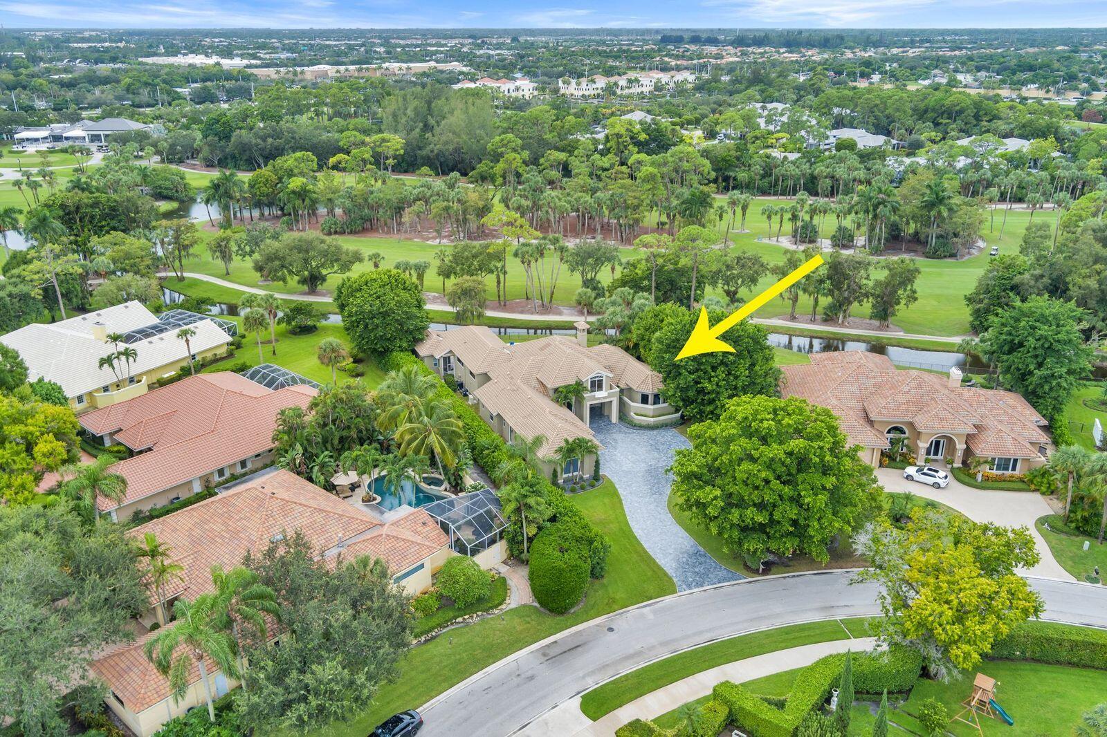 1543 Breakers West, West Palm Beach FL 33411