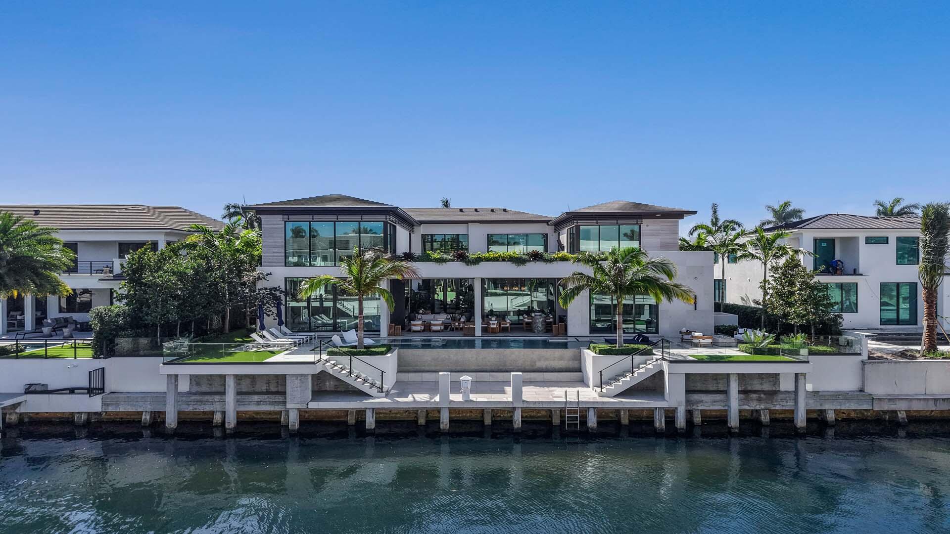 207 W Coconut Palm, Boca Raton FL 33432
