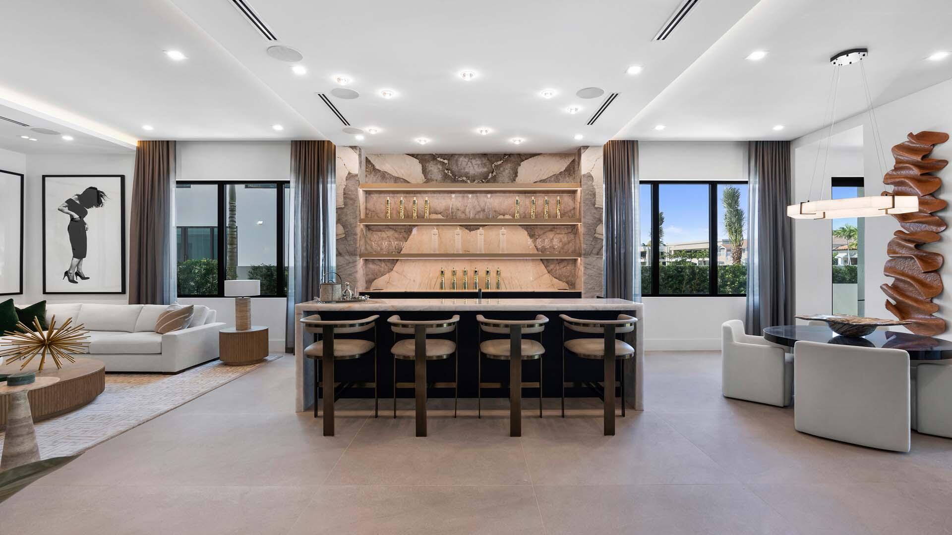 207 W Coconut Palm, Boca Raton FL 33432