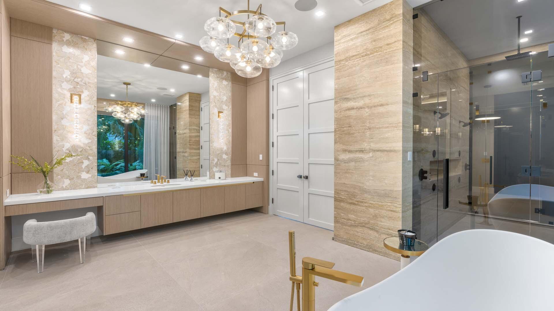 207 W Coconut Palm, Boca Raton FL 33432