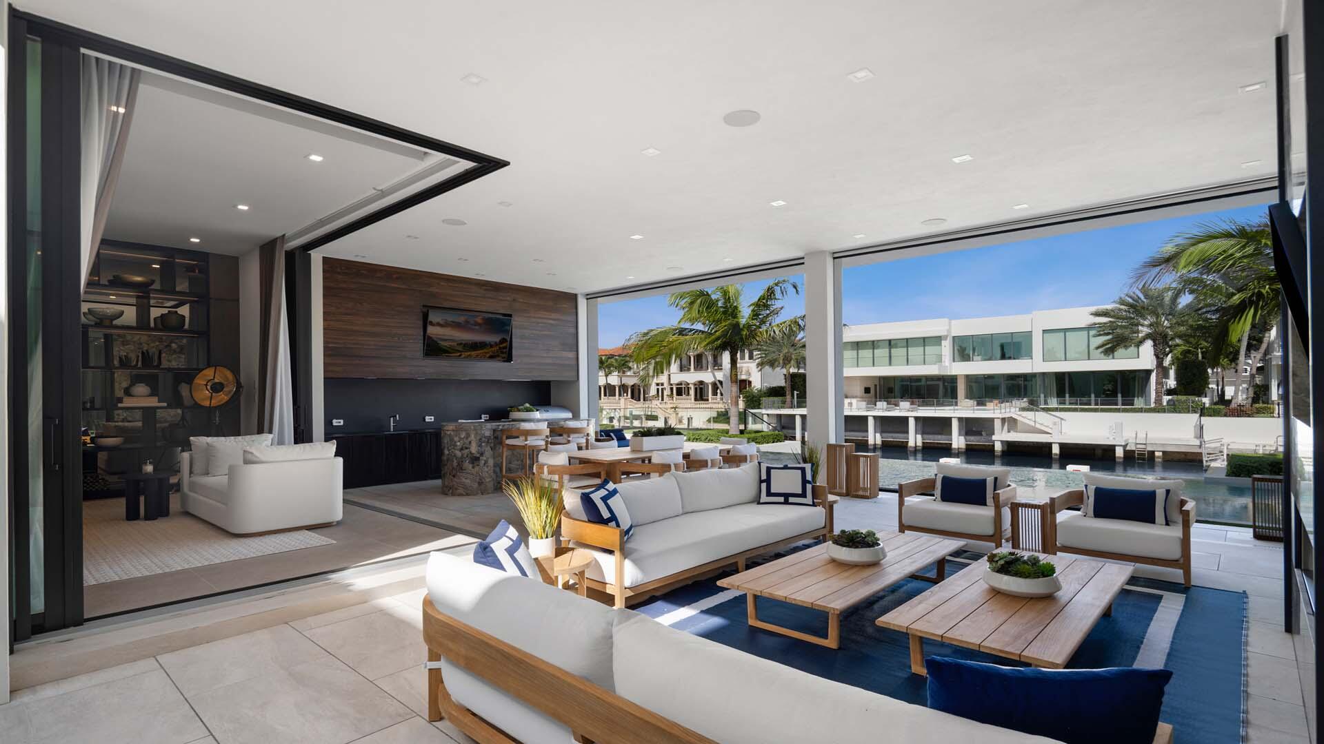 207 W Coconut Palm, Boca Raton FL 33432