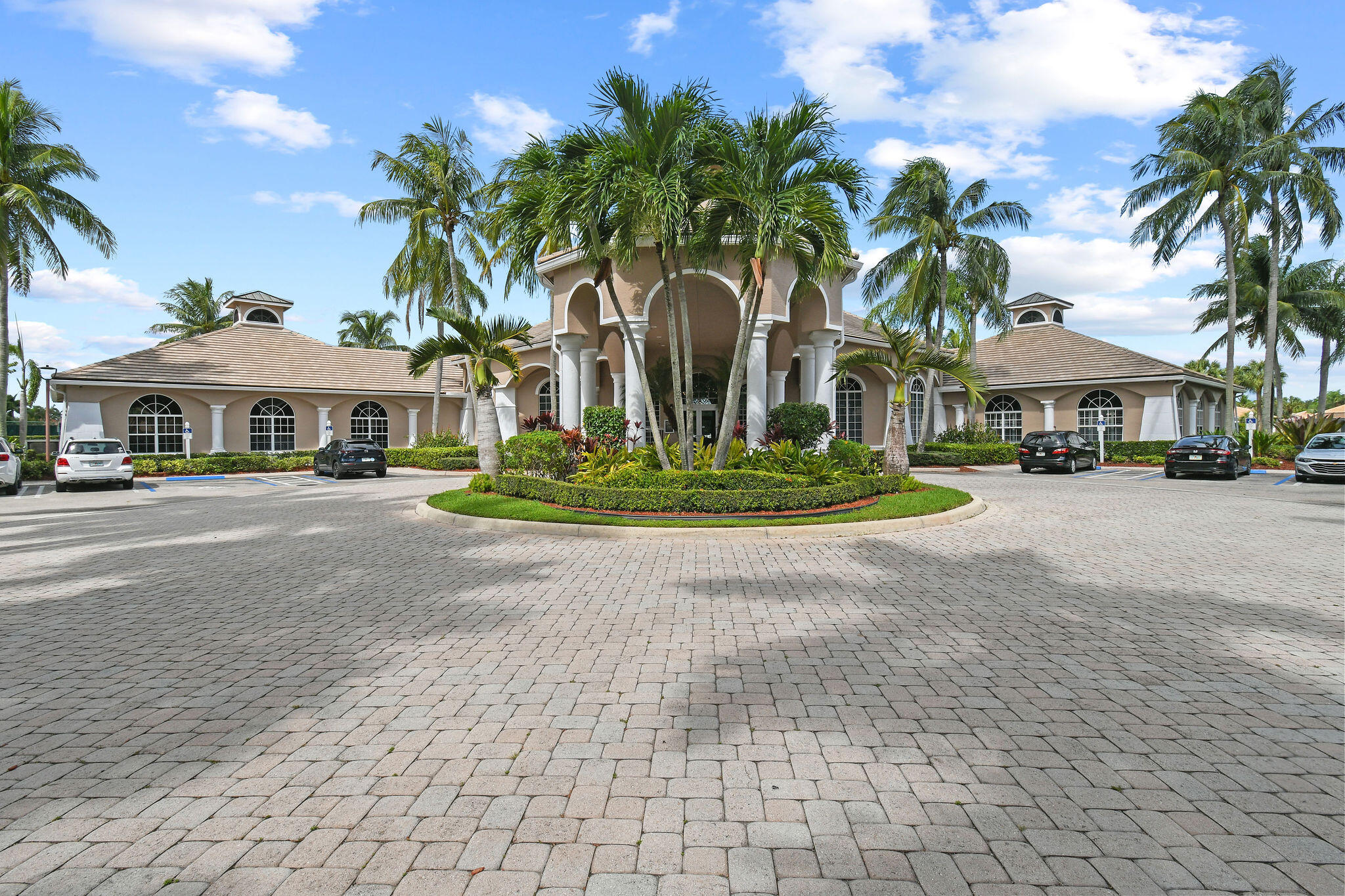 2585 San Andros, West Palm Beach FL 33411