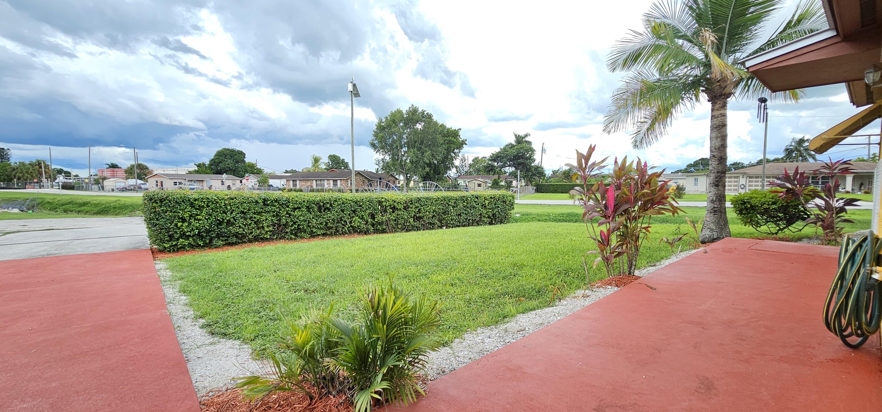 632 SW 13th, Belle Glade FL 33430