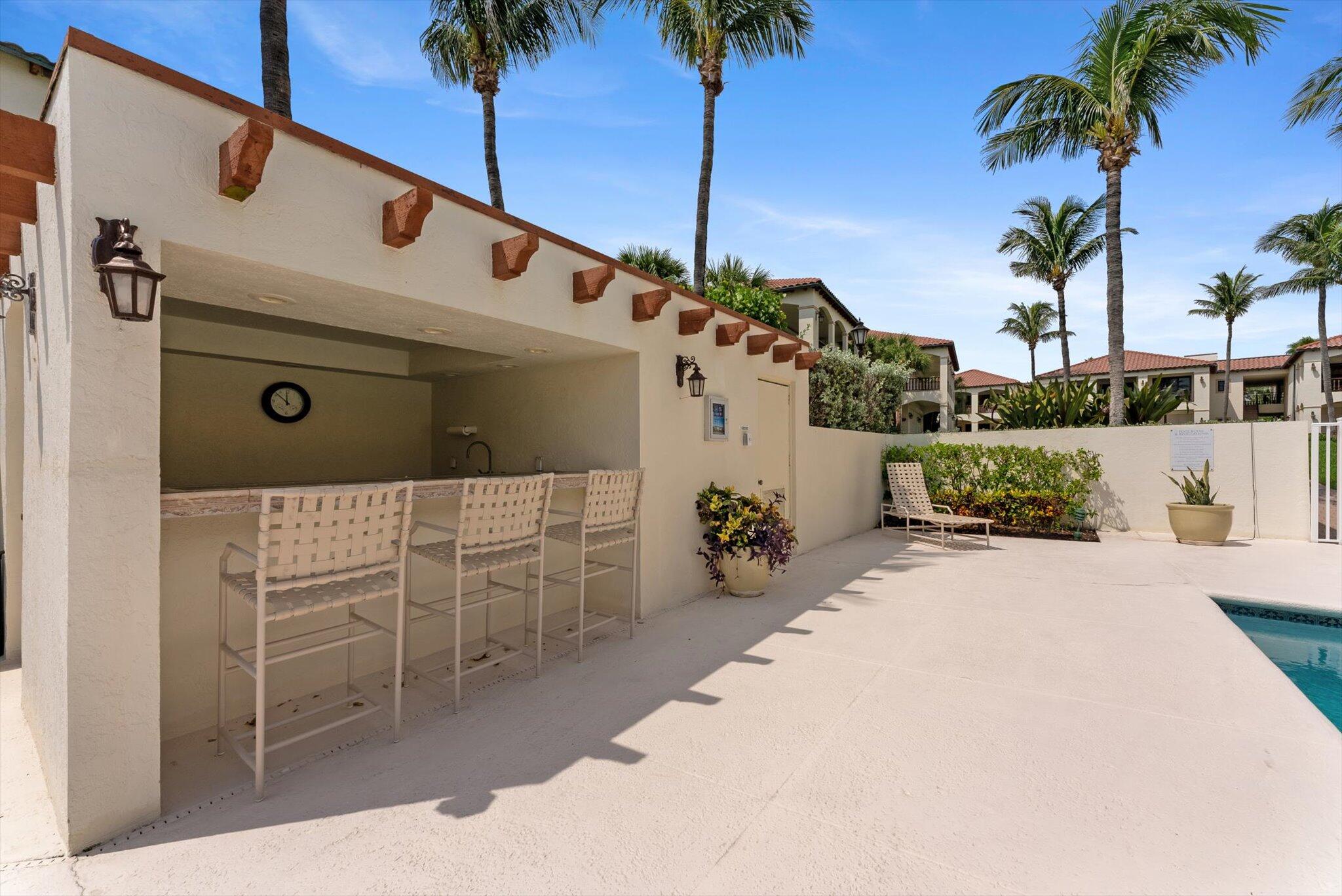 5841 N Ocean #F2, Ocean Ridge FL 33435