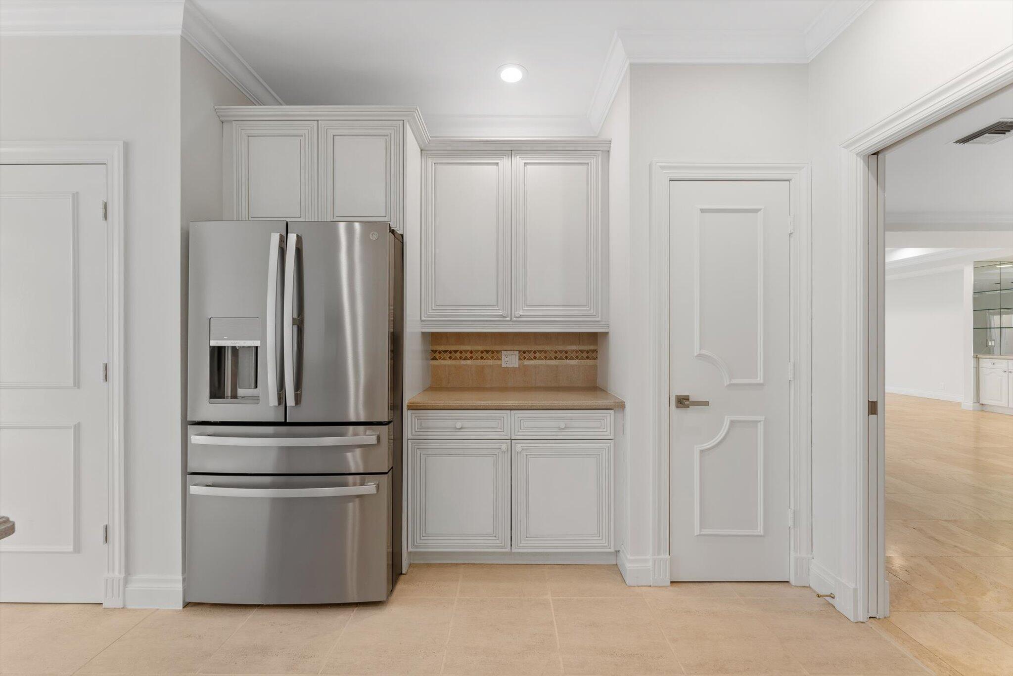 5841 N Ocean #F2, Ocean Ridge FL 33435