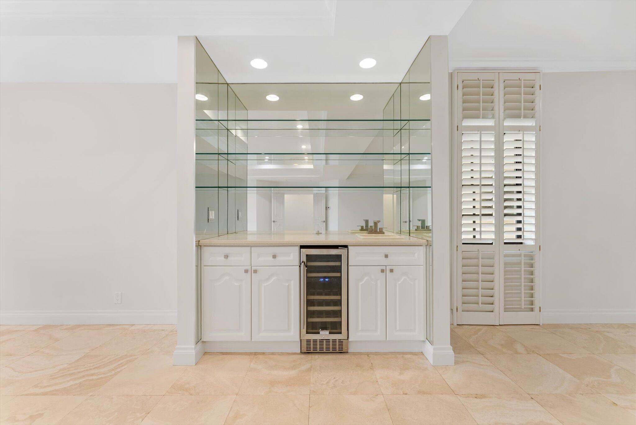 5841 N Ocean #F2, Ocean Ridge FL 33435