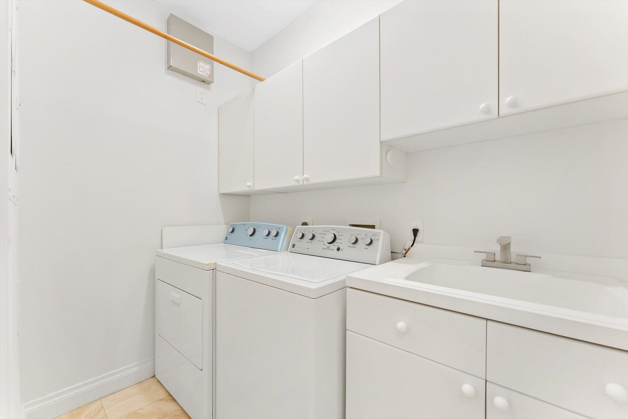 5841 N Ocean #F2, Ocean Ridge FL 33435