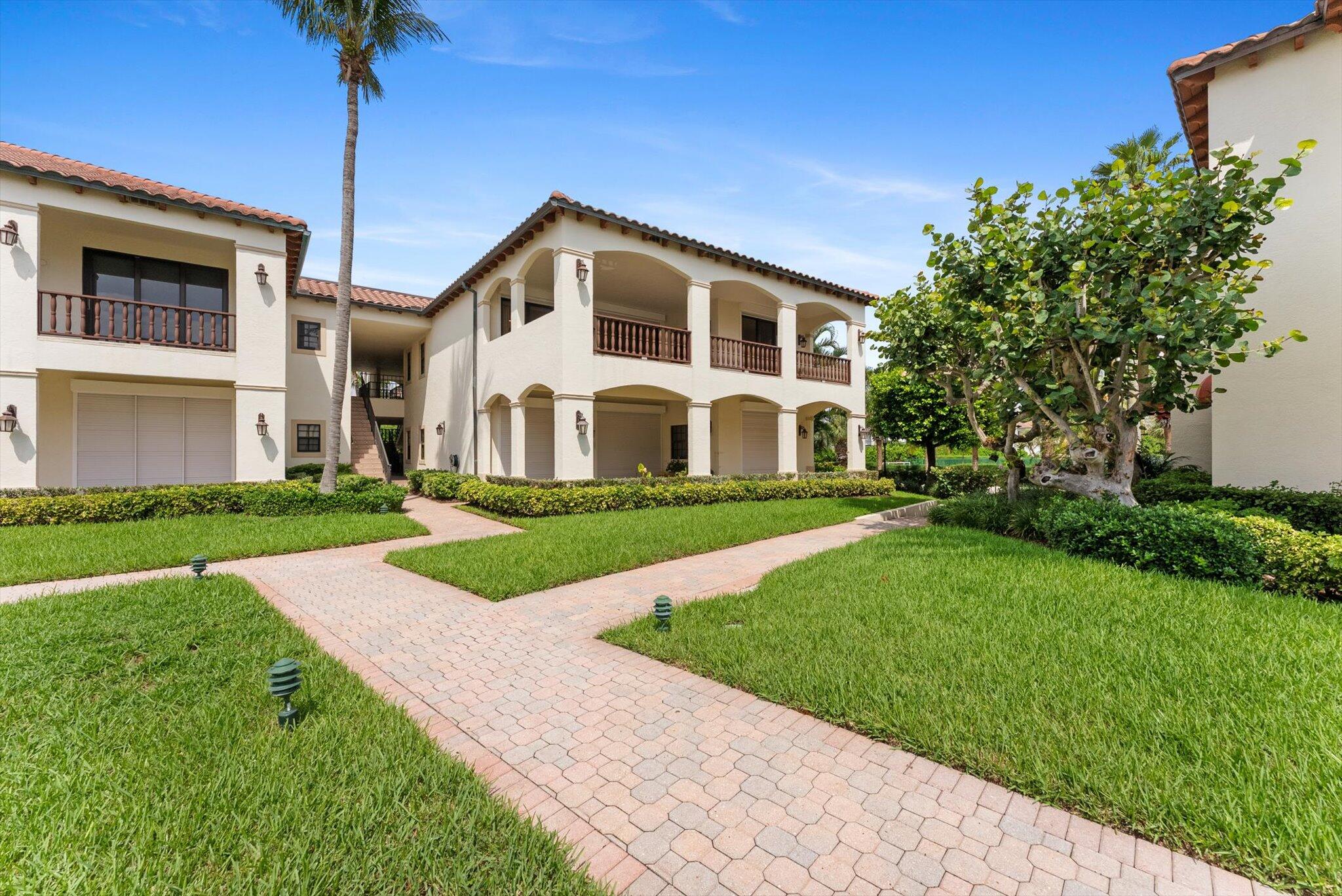 5841 N Ocean #F2, Ocean Ridge FL 33435