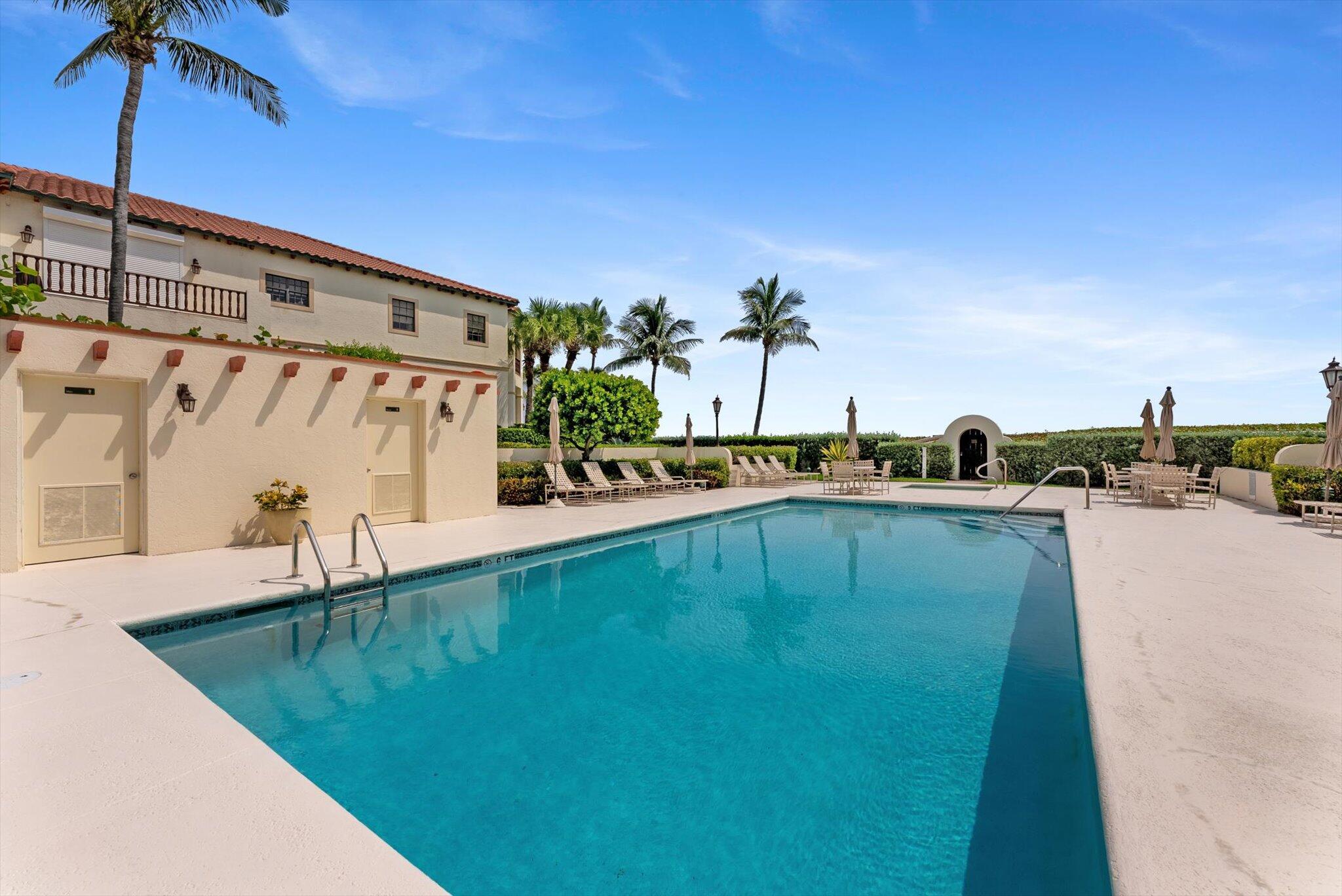 5841 N Ocean #F2, Ocean Ridge FL 33435
