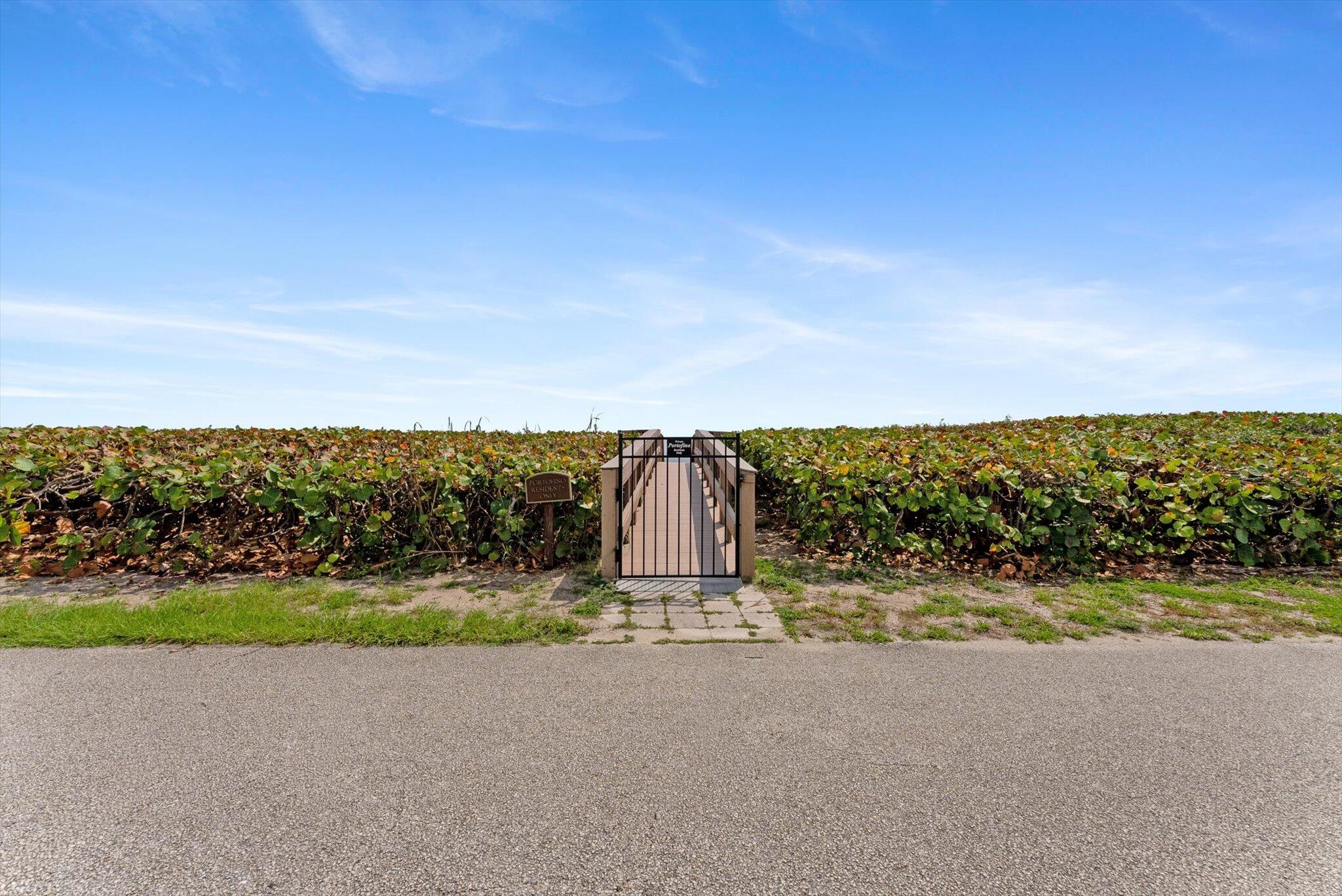 5841 N Ocean #F2, Ocean Ridge FL 33435