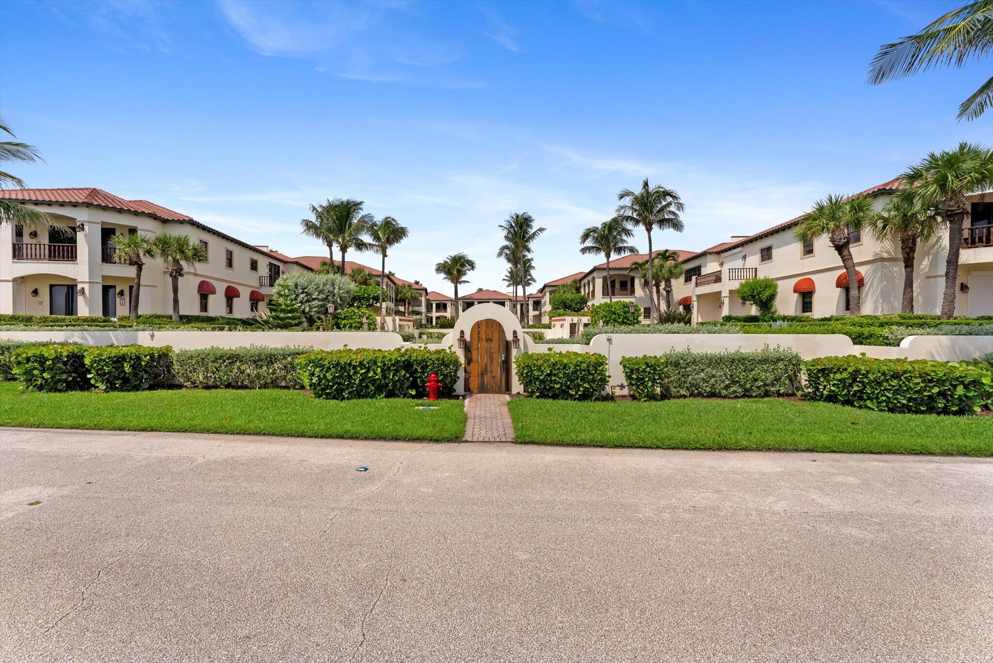5841 N Ocean #F2, Ocean Ridge FL 33435