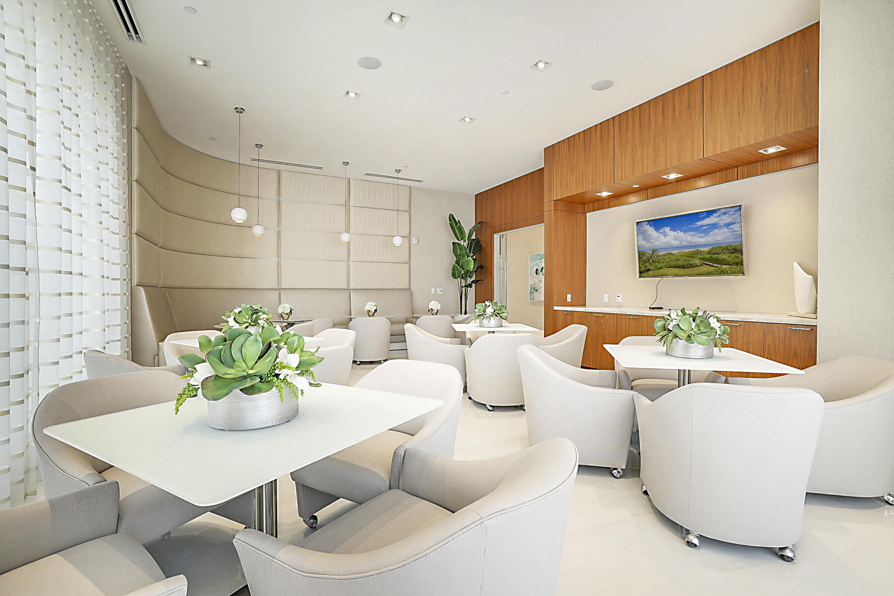 3730 N Ocean #15c, Singer Island FL 33404