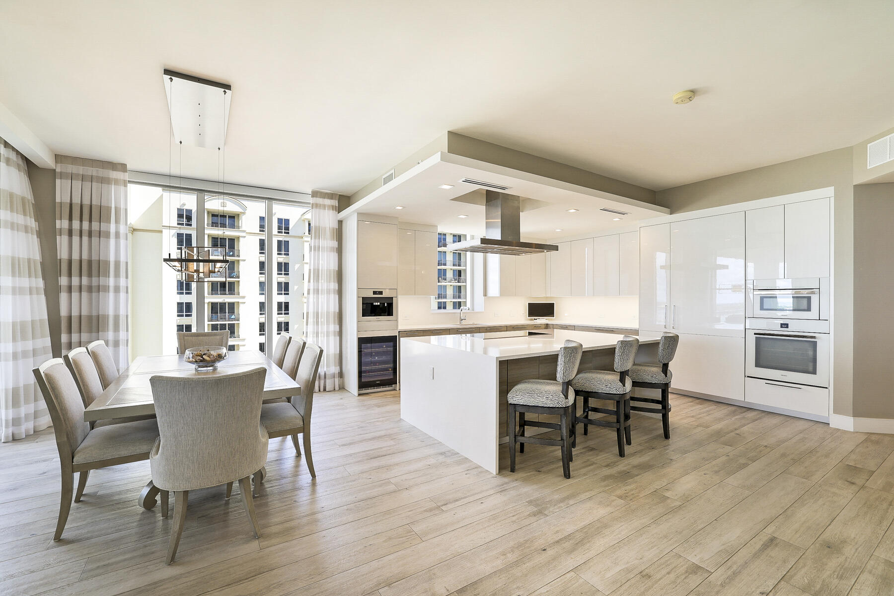 3730 N Ocean #15c, Singer Island FL 33404