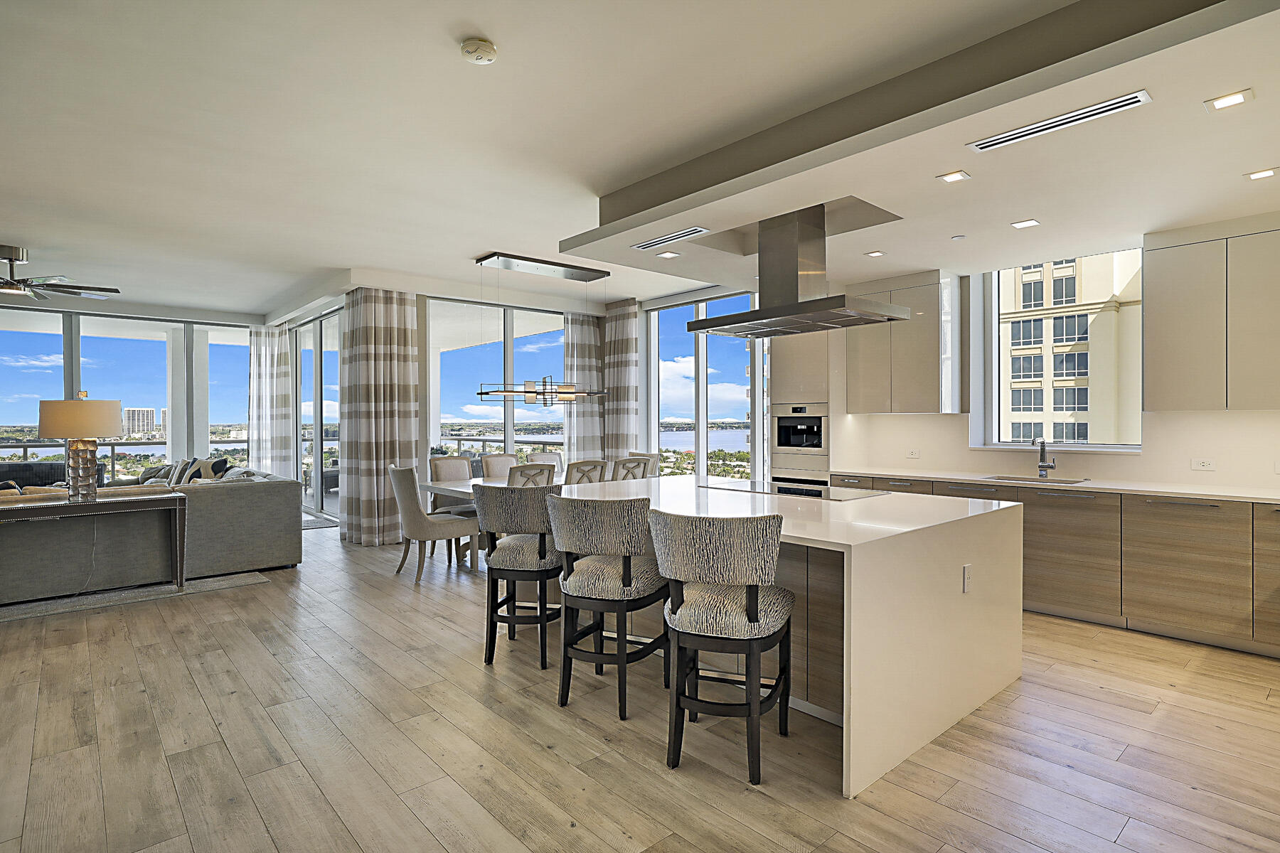 3730 N Ocean #15c, Singer Island FL 33404