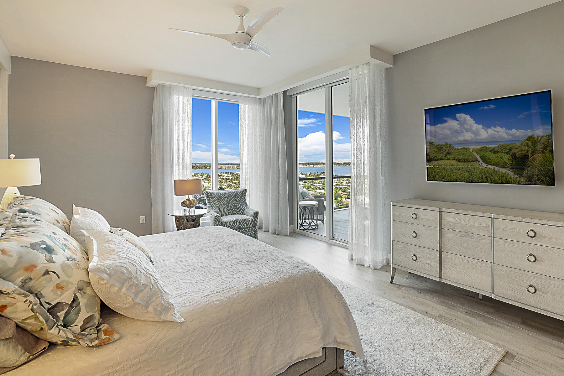 3730 N Ocean #15c, Singer Island FL 33404