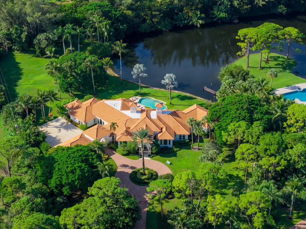 6003 Le Lac, Boca Raton FL 33496