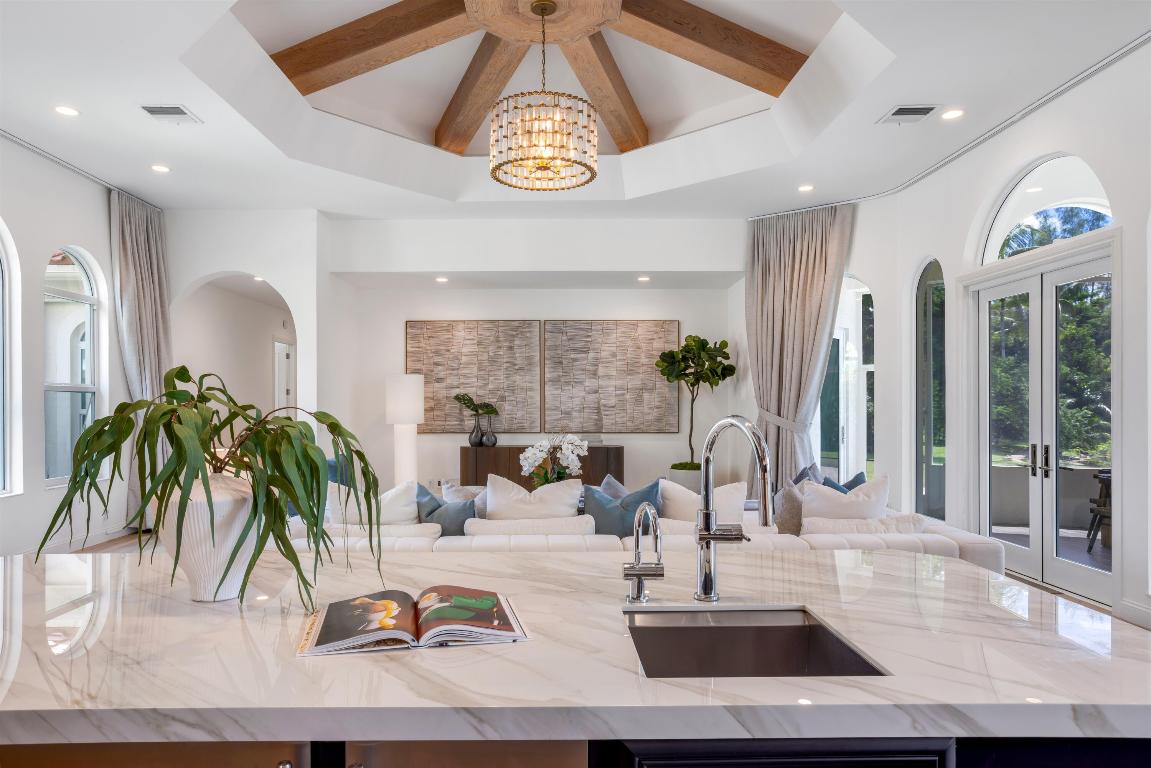 6003 Le Lac, Boca Raton FL 33496