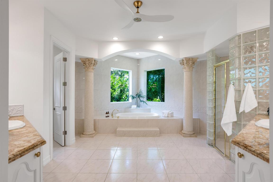 6003 Le Lac, Boca Raton FL 33496
