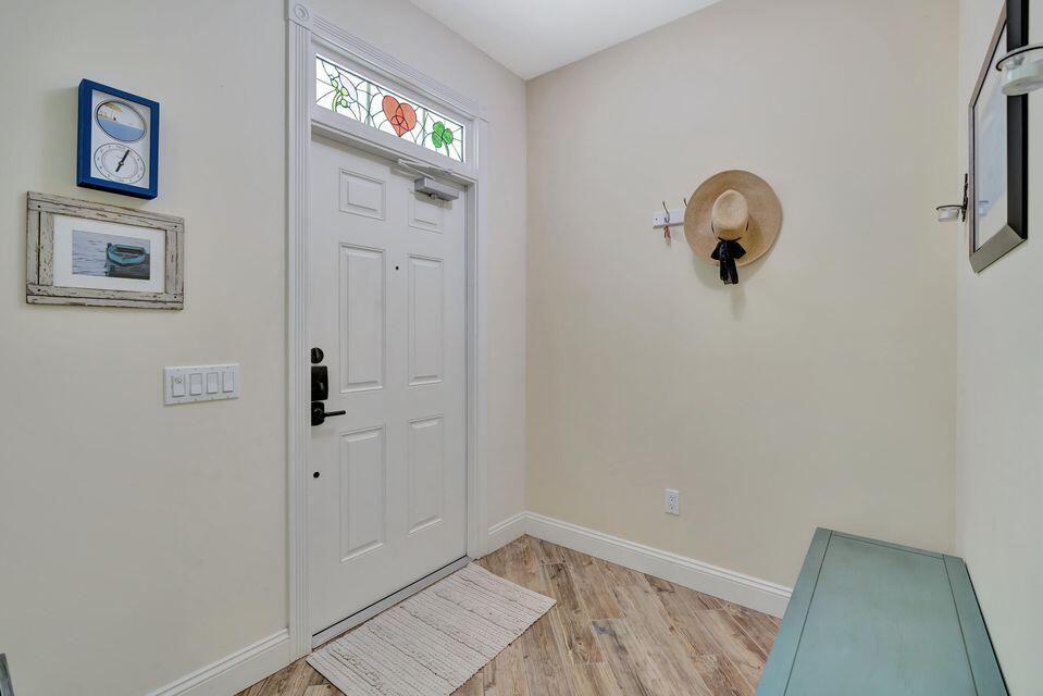 180 Freeport, Jupiter FL 33458