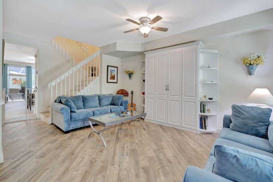 180 Freeport, Jupiter FL 33458