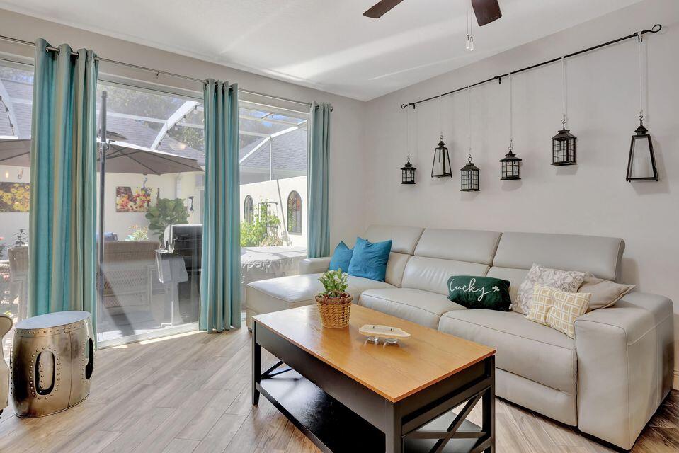 180 Freeport, Jupiter FL 33458