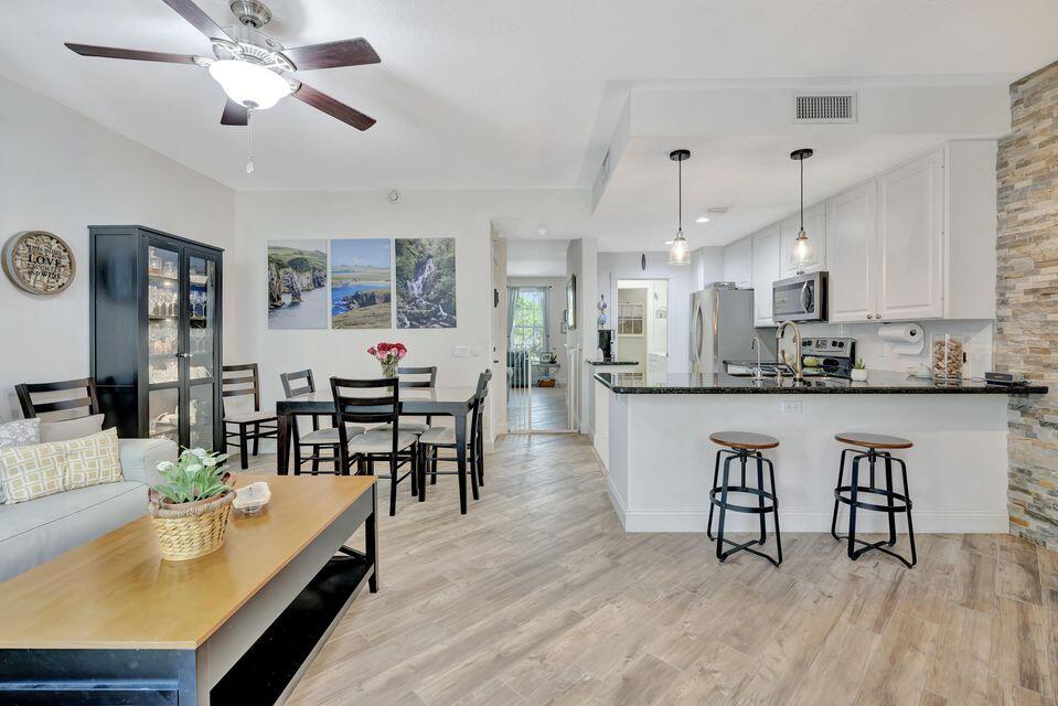 180 Freeport, Jupiter FL 33458