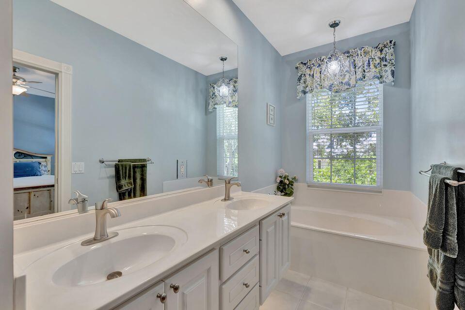 180 Freeport, Jupiter FL 33458