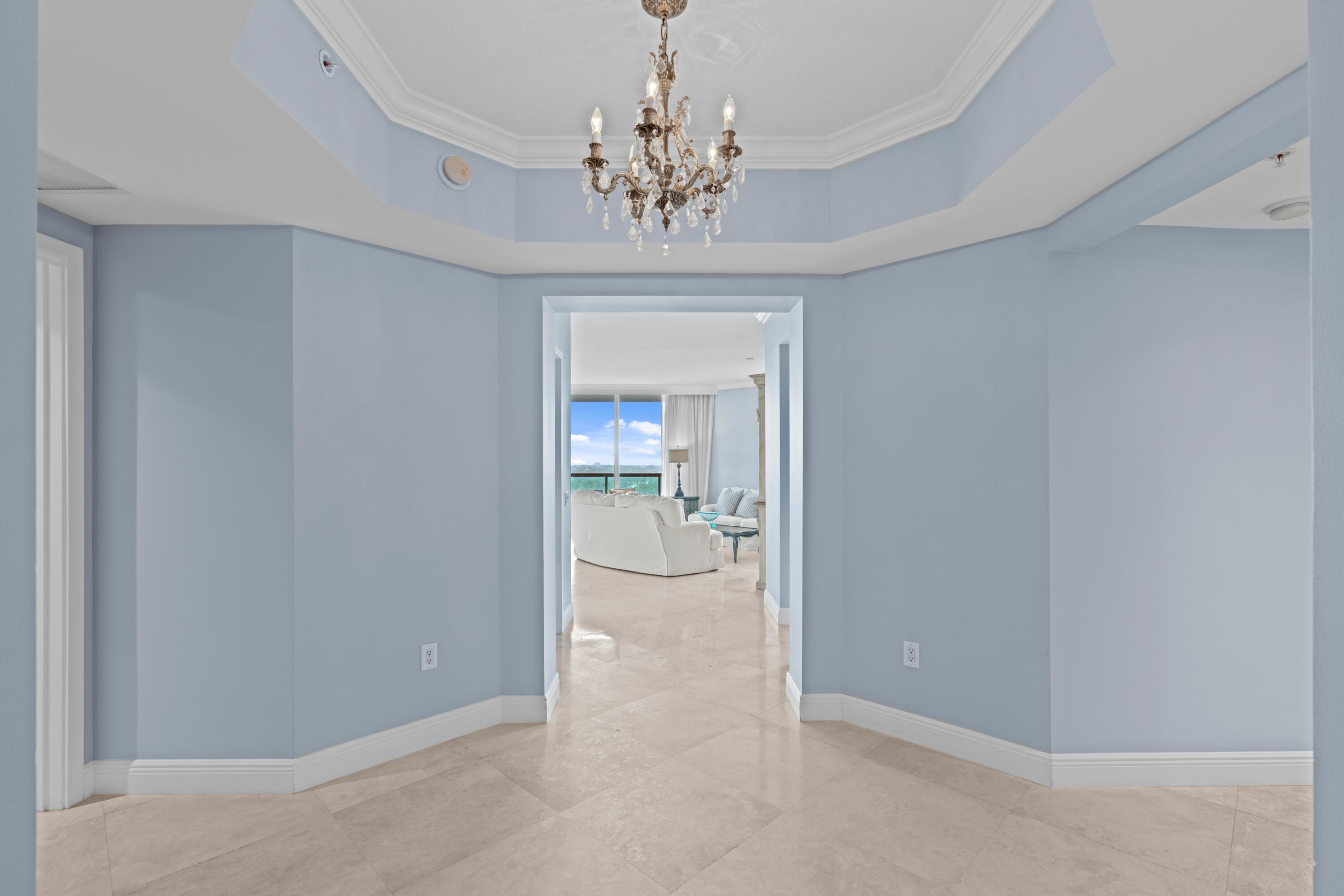 3630 Gardens #1005c, Palm Beach Gardens FL 33410