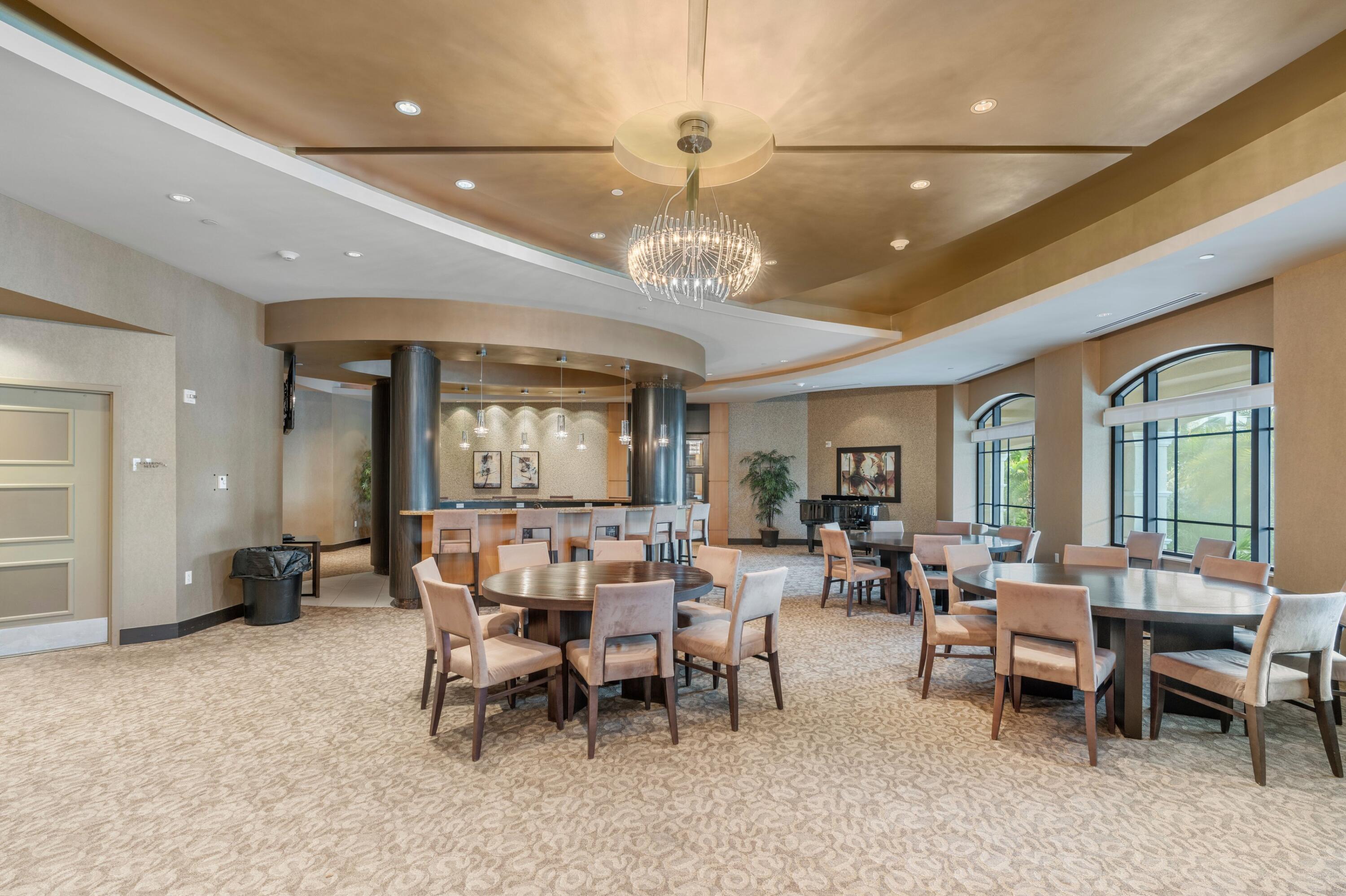 3630 Gardens #1005c, Palm Beach Gardens FL 33410