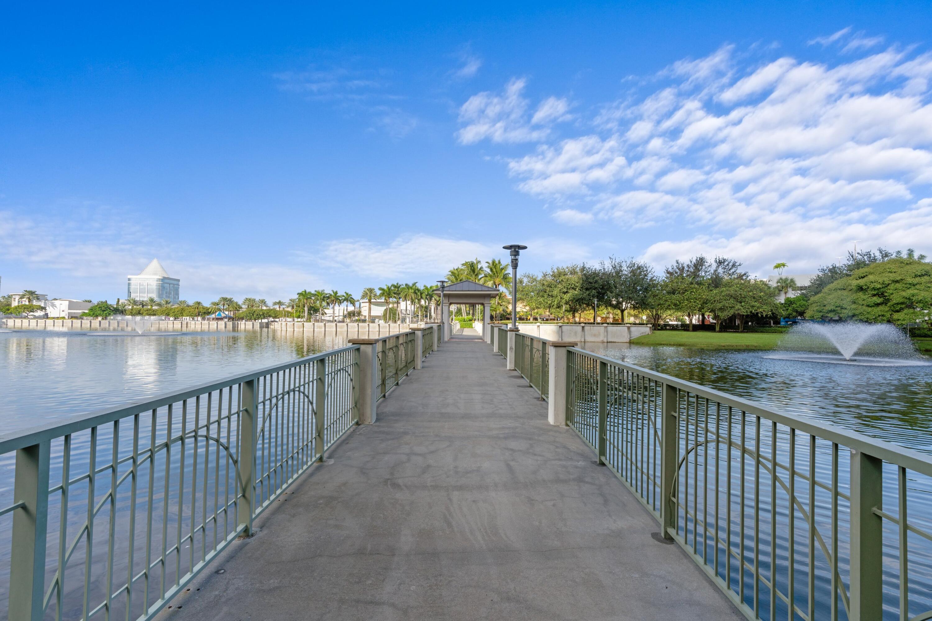 3630 Gardens #1005c, Palm Beach Gardens FL 33410
