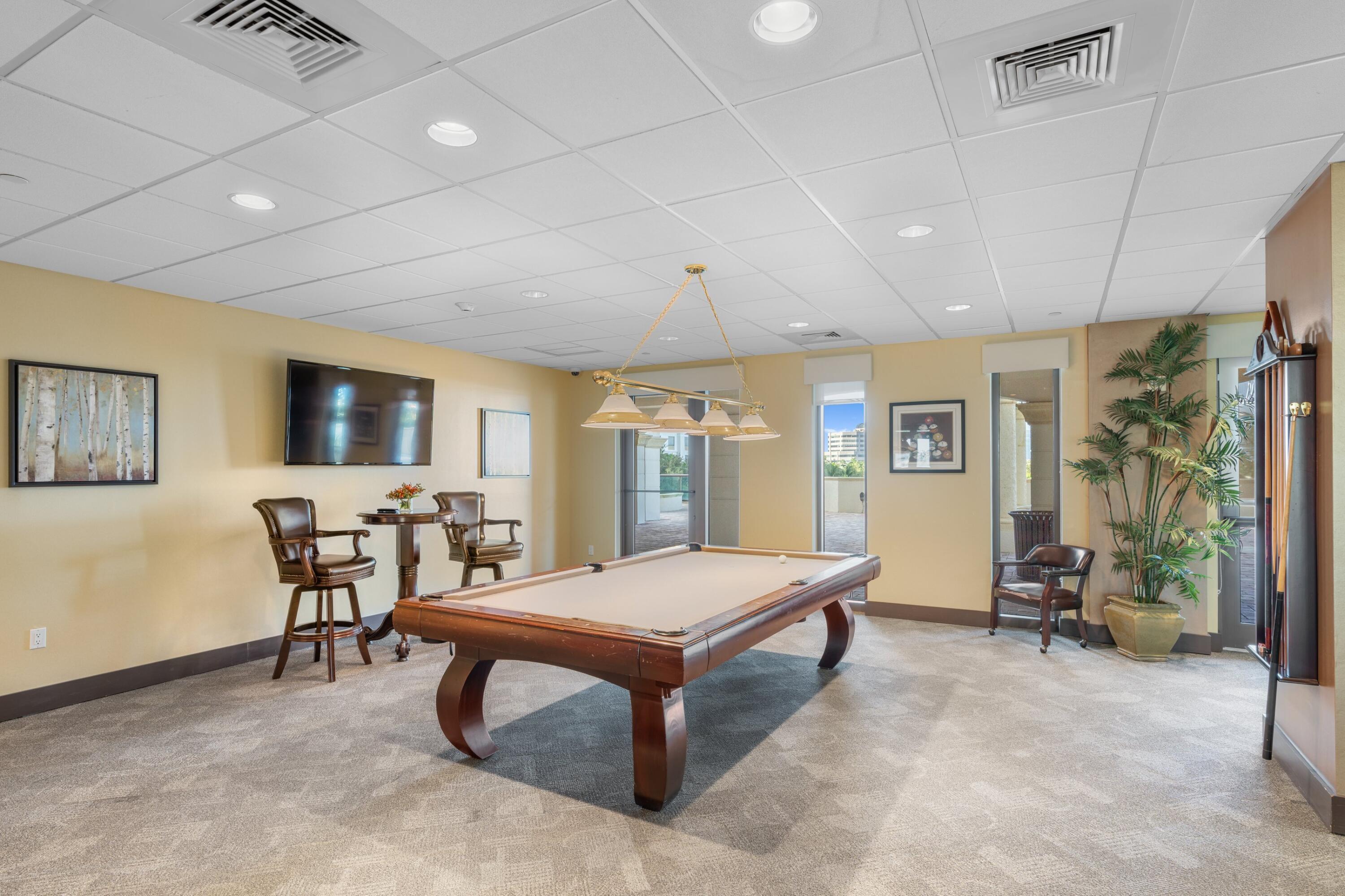 3630 Gardens #1005c, Palm Beach Gardens FL 33410