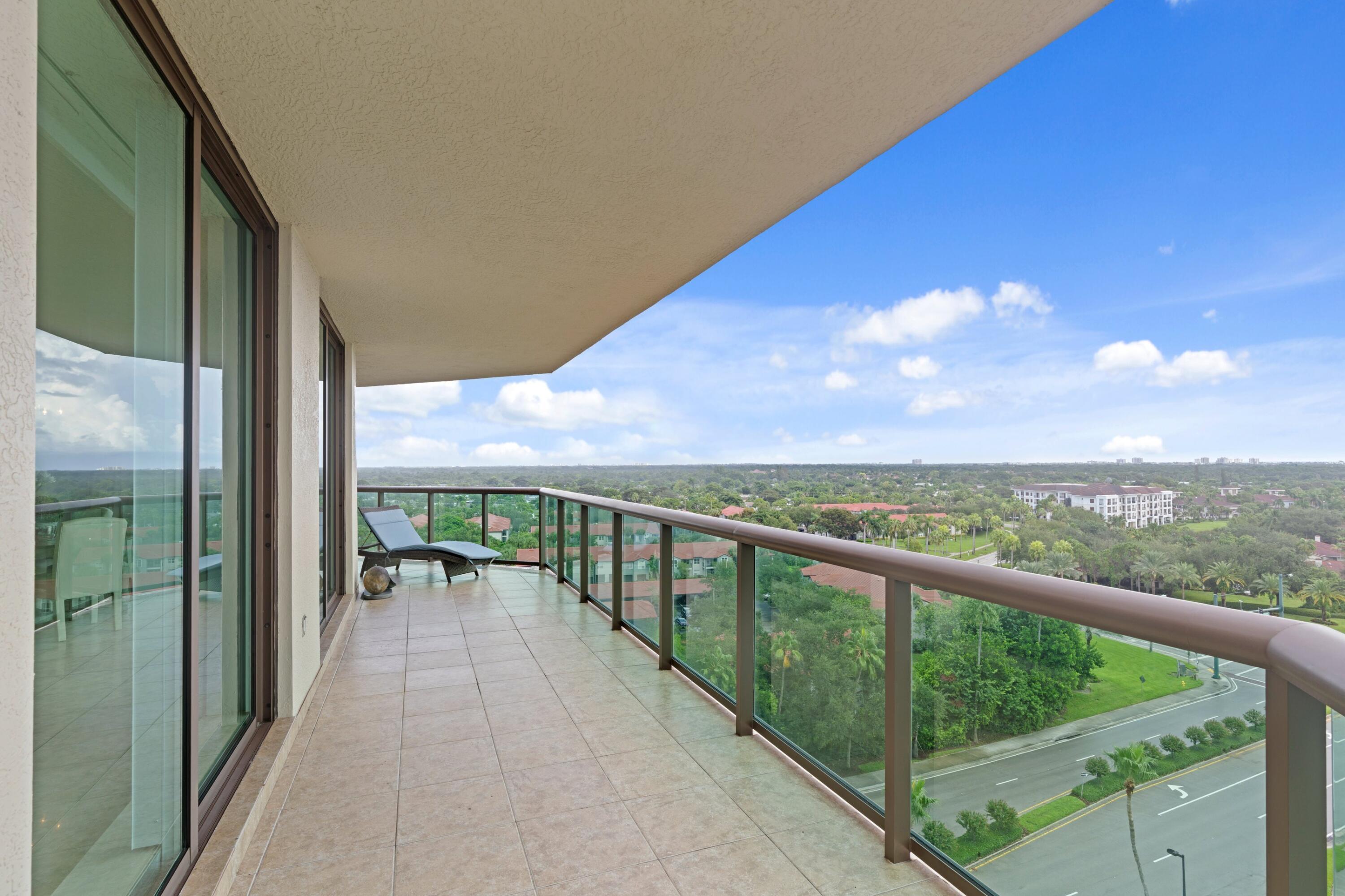 3630 Gardens #1005c, Palm Beach Gardens FL 33410