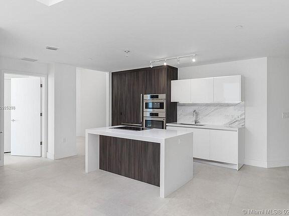 851 NE 1st Avenue #2509, Miami FL 33132
