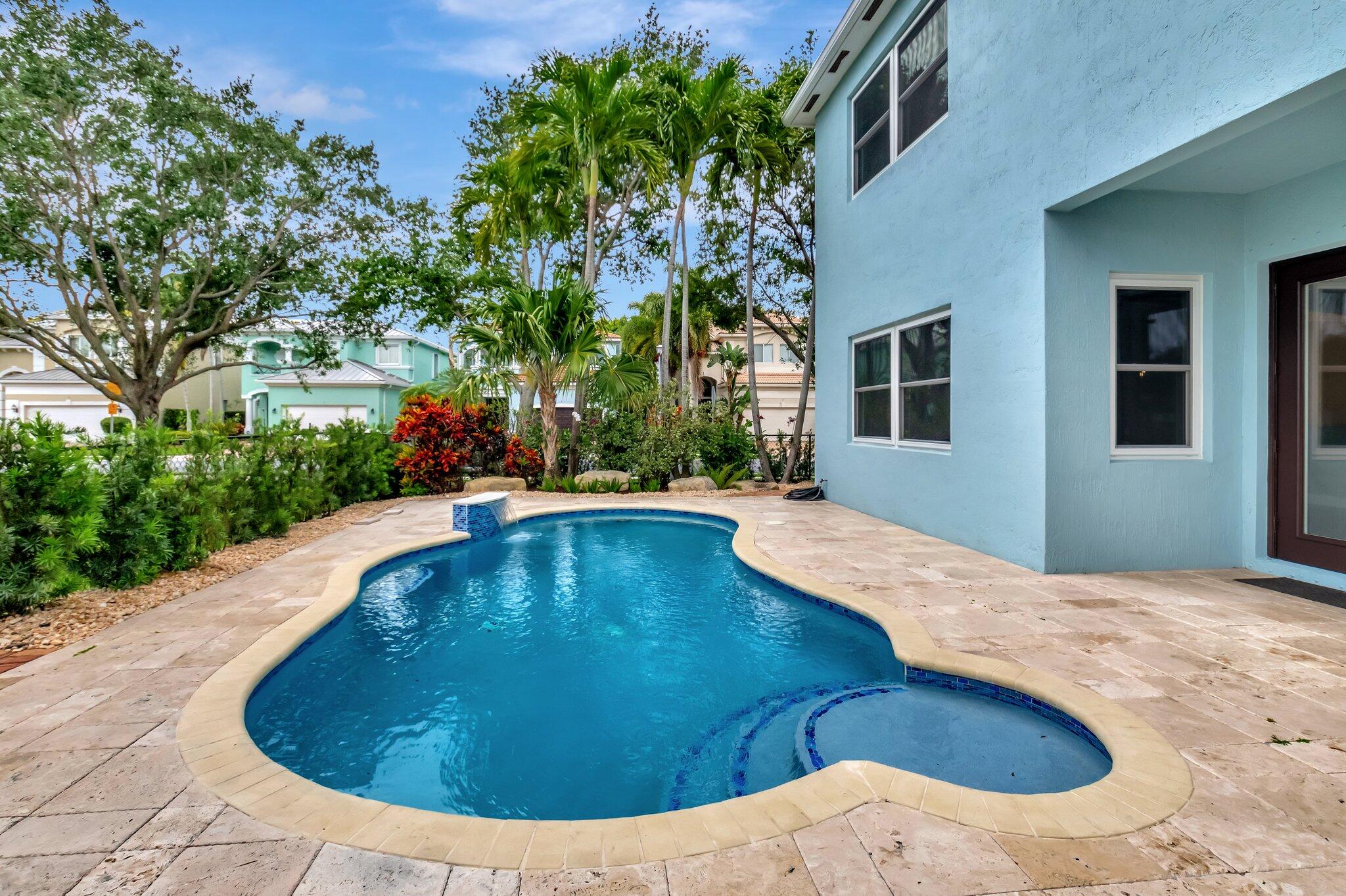 40 Country Lake, Boynton Beach FL 33436
